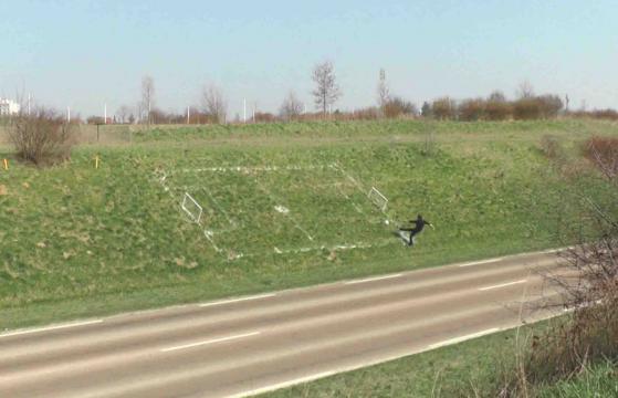 La surenchère, série d'actions filmées dans l'espace public en collaboration avec Cédric Hoareau